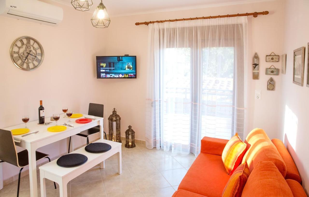 Konstantina&Evgenia Deluxe Apartment Néa Péramos Zewnętrze zdjęcie