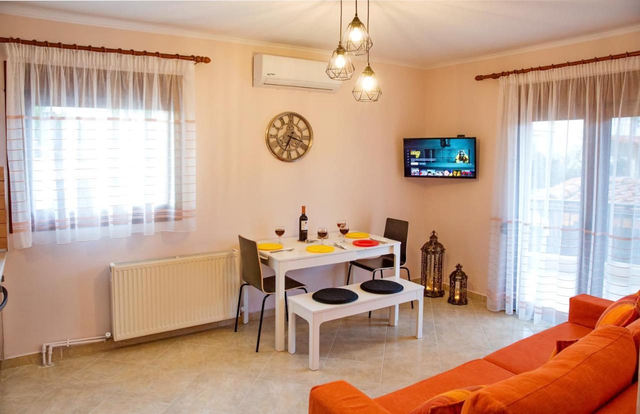 Konstantina&Evgenia Deluxe Apartment Néa Péramos Zewnętrze zdjęcie