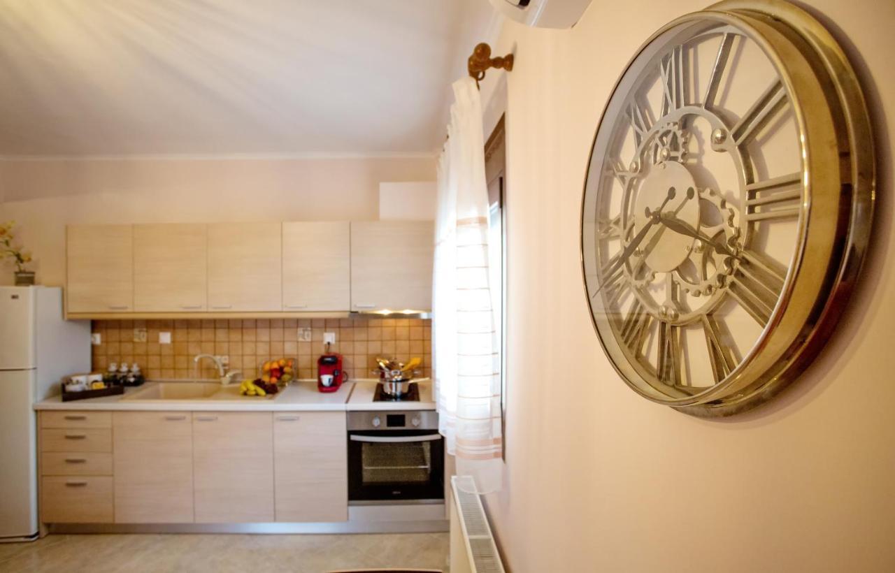 Konstantina&Evgenia Deluxe Apartment Néa Péramos Zewnętrze zdjęcie